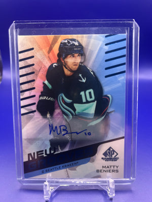 Matty Beniers - New Grooves Auto SP Gameused